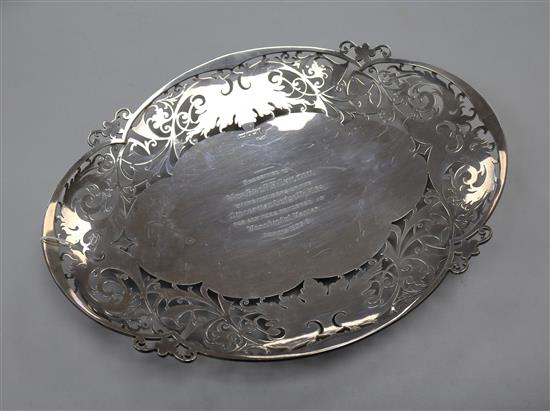 A George V silver shallow dish with pierced border, by Walker & Hall, 16 oz.